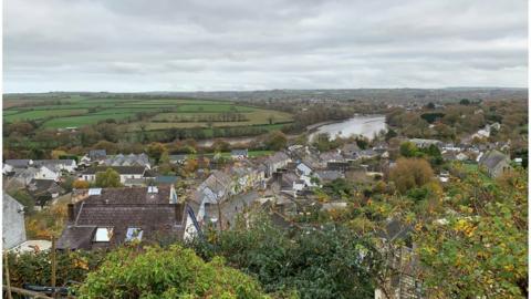 Pentref Llandudoch