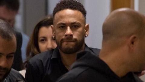 Neymar leaves a police station in Rio de Janeiro