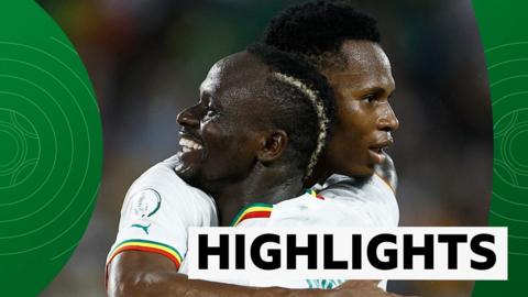 Habib Diallo celebrates scoring his team's second goal with Senegal's midfielder #10 Sadio Mane