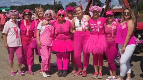 Participants in Pink Ladies Tractor Road Run 2019