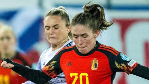 Scotland's Sam Kerr and Belgium's Marie Detruyer