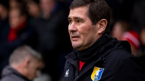 Mansfield Town boss Nigel Clough