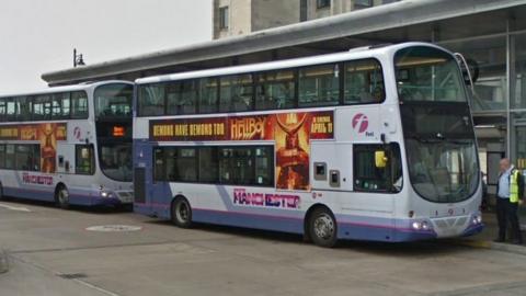 First buses in Oldham