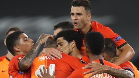 Shakhtar Donetsk celebrate