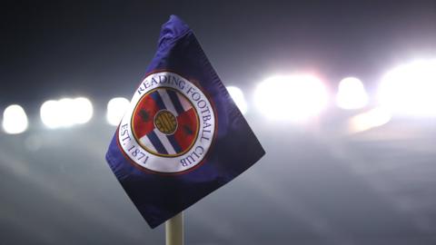 Corner flag at Reading's Select Car Leasing Stadium