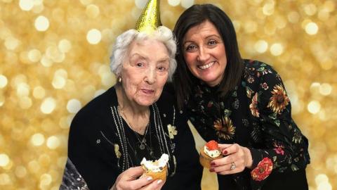 Heather Houston (r) and her mum Andree