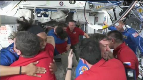 Crew arrive on ISS
