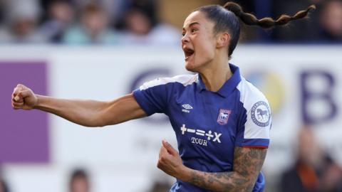 Natasha Thomas scored two goals for Ipswich Town