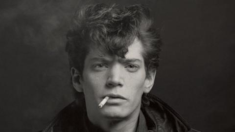 Robert Mapplethorpe self-portrait