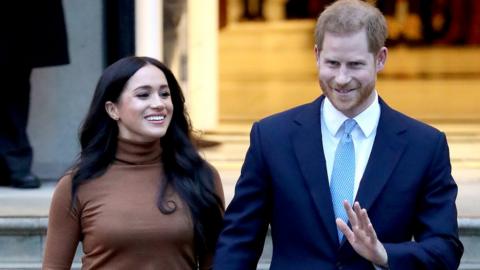 Prince Harry, Duke of Sussex and Meghan, Duchess of Sussex depart Canada House on January 07, 2020 in London, England