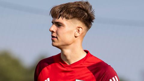 Cian Ashford in Wales Under-21s training