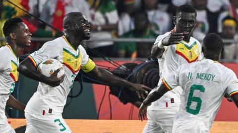 Senegal celebrate Abdoulaye Seck's goal against Guinea at the Africa Cup of Nations