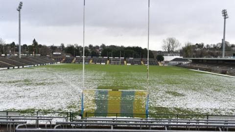 The Brewster Park game will go ahead on Sunday with a 15:00 GMT start