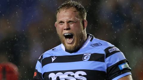 Corey Domachowski celebrates with Cardiff