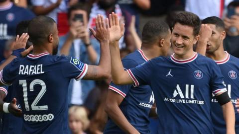 Ander Herrera (right) celebrates scoring