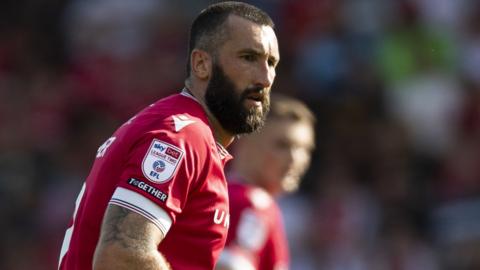 Ollie Palmer in action for Wrexham