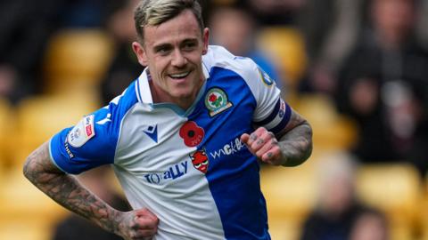 Sammie Szmodics celebrates scoring for Blackburn