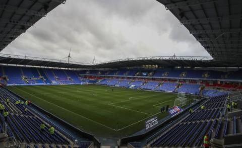 The English Football League says it is reviewing the finances of Championship side Reading amid reports the club could be docked points.