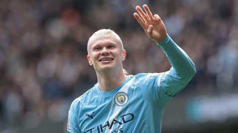 Erling Haaland celebrates 