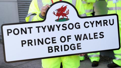 Arwydd Pont Tywysog Cymru