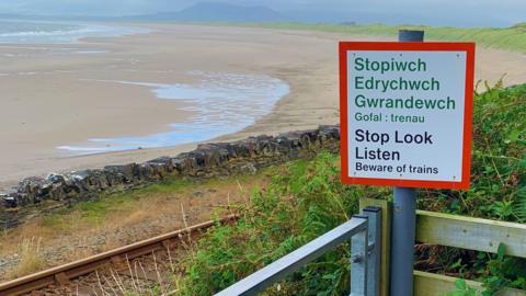 Croesfan Clogwyni Harlech