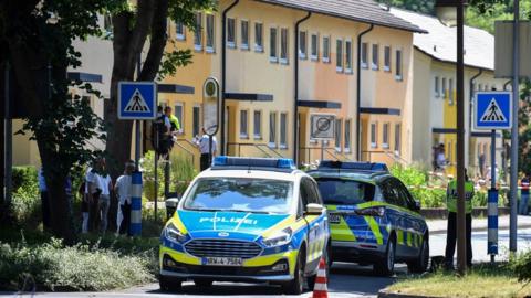 Police at crime scene in Espelkamp, 17 Jun 21