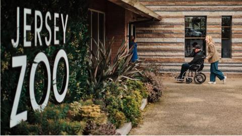 Entrance to Jersey zoo