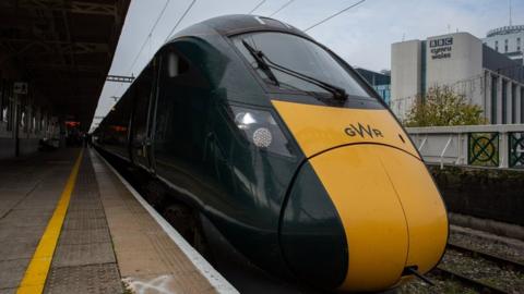 A GWR train in Cardiff Central station