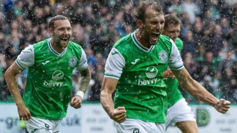 Christian Doidge celebrates