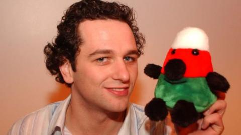 Matthew Rhys Mistar Urdd