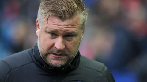 Oxford United head coach Karl Robinson