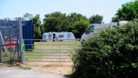 Travellers at Piddlehinton