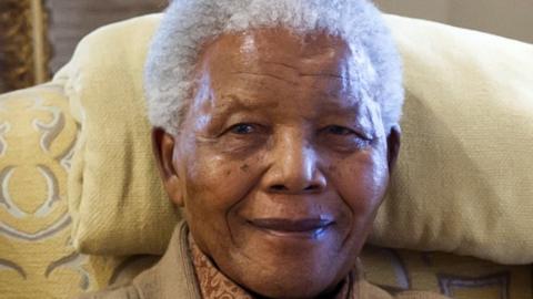 Former South African President Nelson Mandela is pictured during a visit by former US president on July 17, 2012 at his home in Qunu, Eastern Cape,