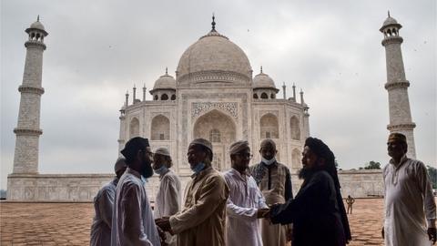 Muslims in front of the Taj Mahal