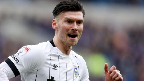 Kieffer Moore playing for Ipswich