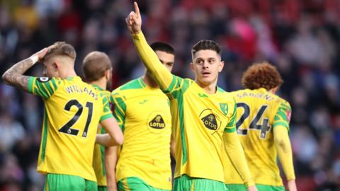 Milot Rashica celebrates his goal against Charlton