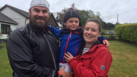 Gareth and Kelly Dixon with son Sam