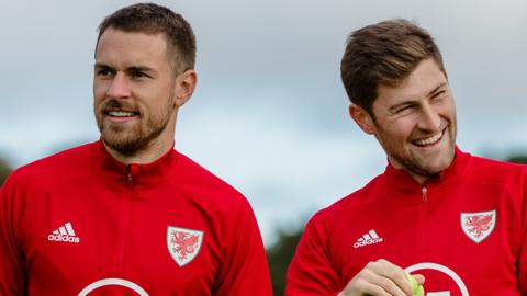 Aaron Ramsey (left) with Ben Davies