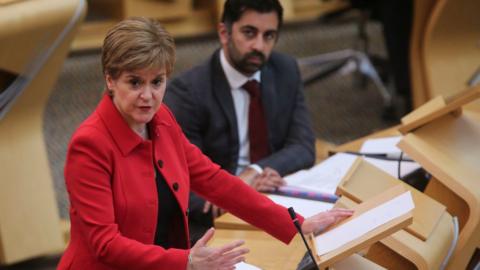 nicola sturgeon and humza yousaf