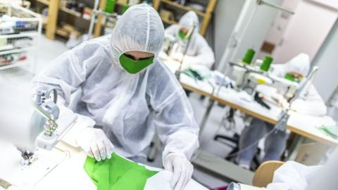 Emergency mask production in Budapest