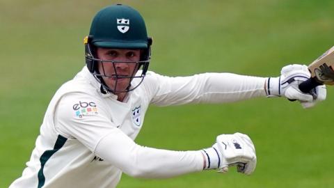 Jack Haynes bats for Worcestershire