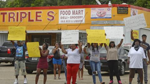 Family and friends of Alton Sterling protest on corner of Fairfields Ave. and North Foster Drive. July 5, 2016