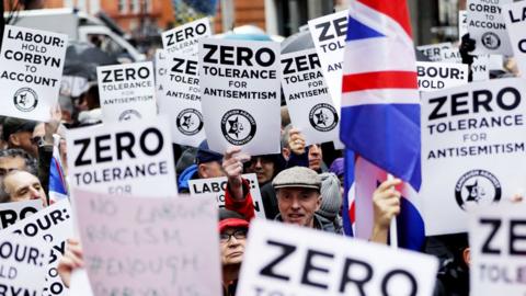 Protest in London against anti-Semitism