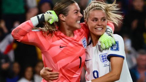 Mary Earps and Rachel Daly celebrate