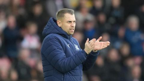 Sants boss Tonda Eckert claps encouragment to players