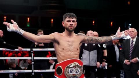 Joe Cordina'n dathlu