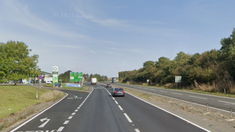 The A43 on the approach to the roundabout