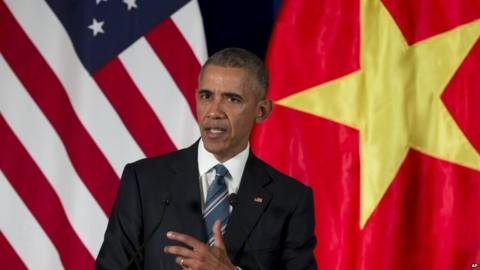 US President Barack Obama speaking in Hanoi, Vietnamn