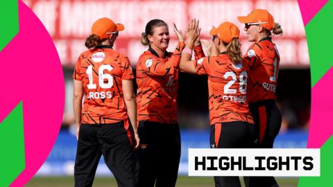 Sunrisers Leeds fielders Jess Jonassen, Dani Gibson, Annabel Sutherland and Kate Cross celebrate with high fives