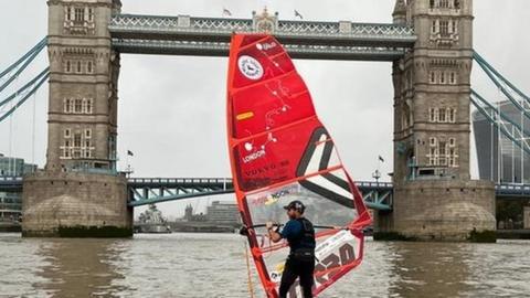 Mr Tinga windsurfing in front of Tower Bridge.